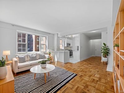 230 Pelham Road #1O, New Rochelle, NY, 10805