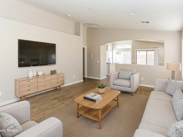 6418 W Magnolia St — Photo 5