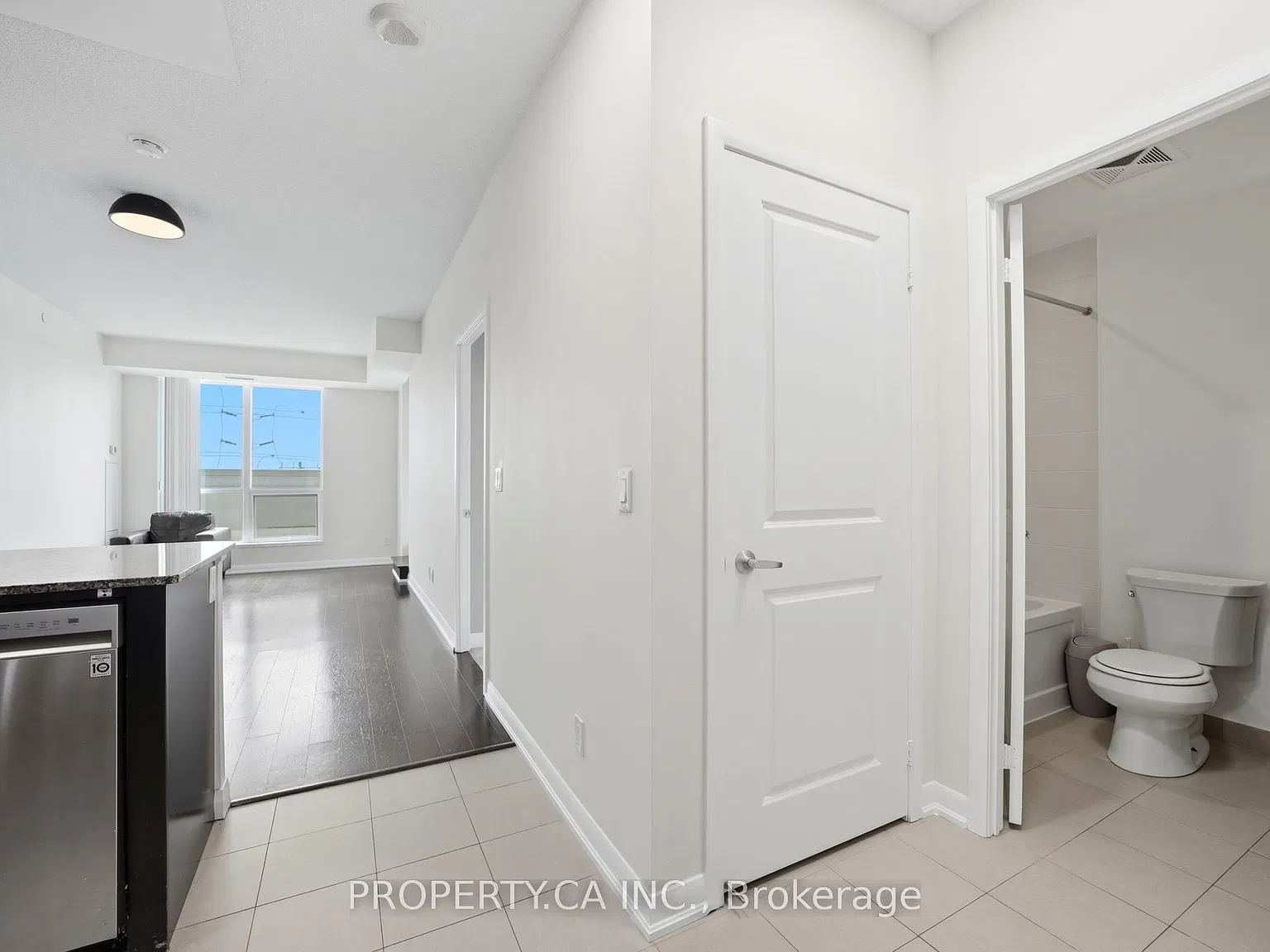 2 bed, $2,800 — Photo 4
