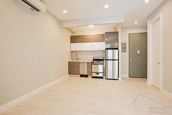 1st image of 222 Monroe St #6