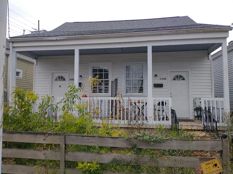 1706 Cambronne St — Photo 2