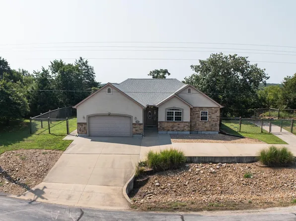 22914 Lake Ridge Dr, Warsaw, MO 65355