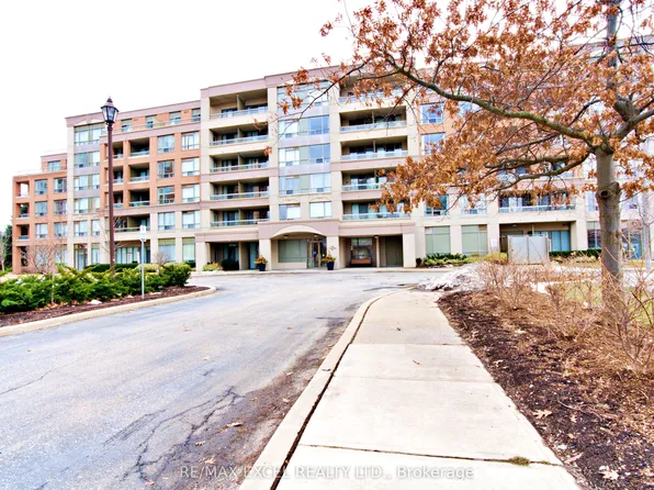 19 Northern Heights Dr #410, Richmond Hill, ON L4B 4M4