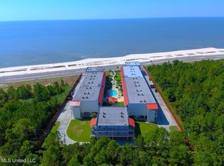 1453 E Beach Blvd APT 206, Pass Christian, MS 39571