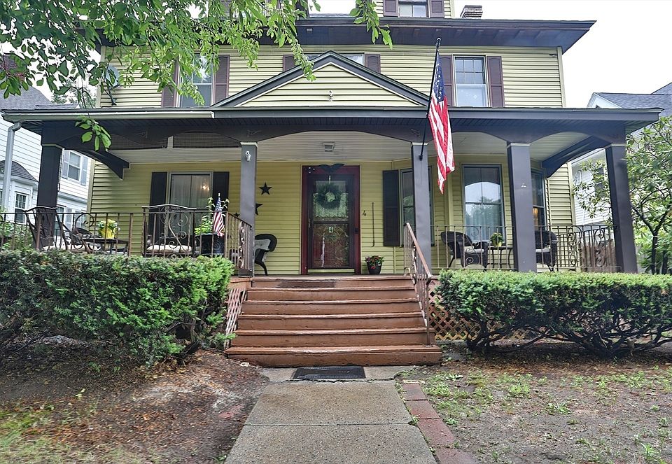 1st image of 4 Trowbridge Rd