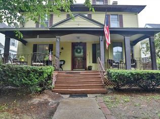 4 Trowbridge Rd, Worcester, MA 01609