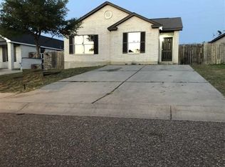 972 Witherspoon Loop, Laredo, TX 78046