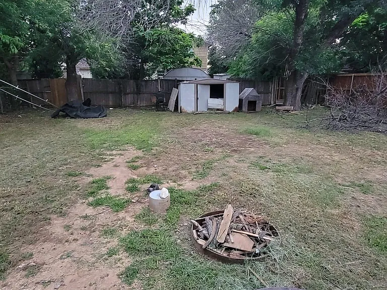 1922 Southstone Ln — Photo 22
