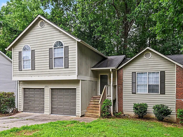3892 Conley Downs Ln — Photo 2