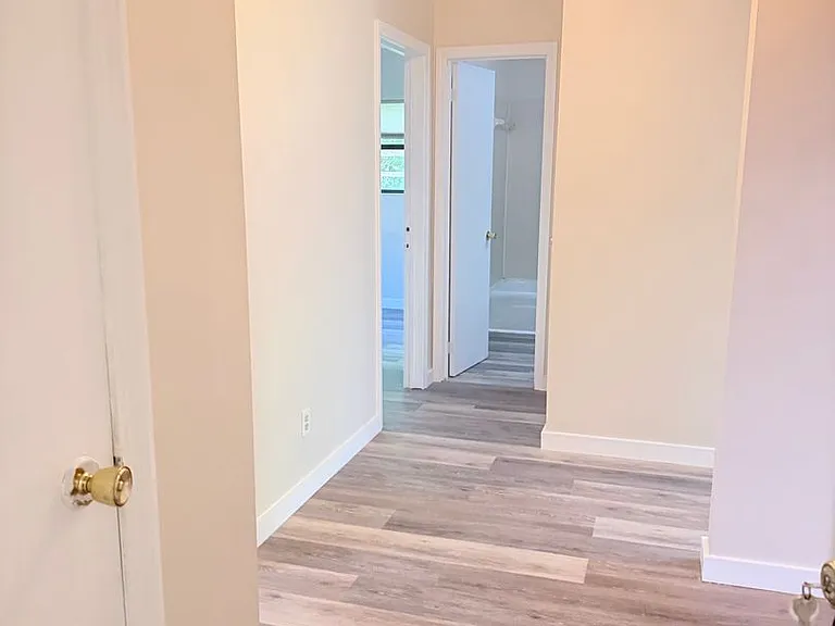 280 Edgewood Rd — Photo 6