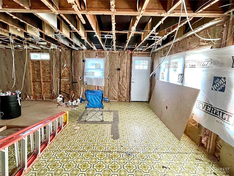 4th image of 777 Edgewood Avenue NE