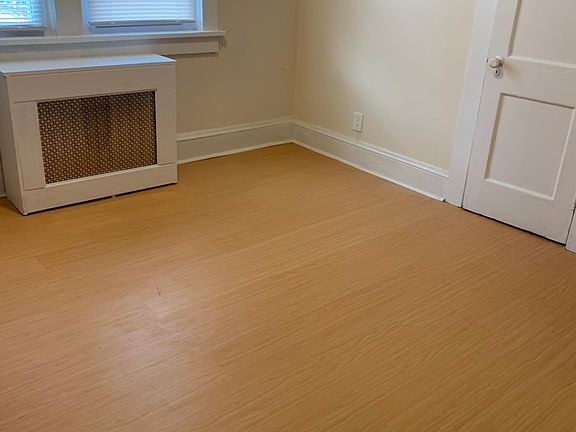 5th image of 656 Yonkers Ave #2