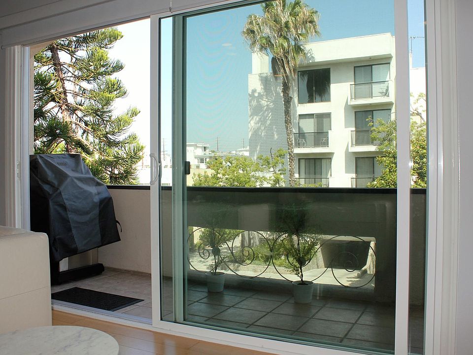 1st image of 11820 Mayfield Ave APT 208