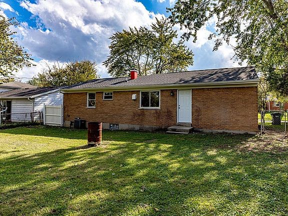 5th image of 2062 Sevenhills Dr
