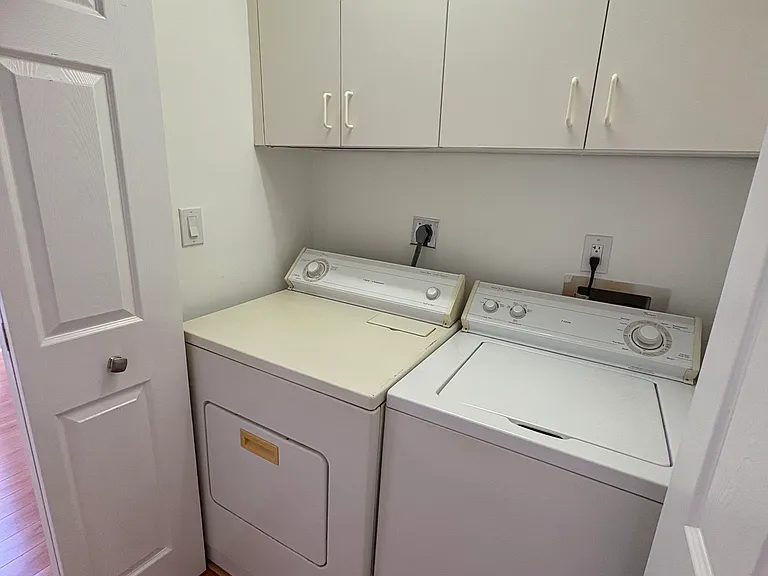 9725 NW 52nd St #211 — Photo 14