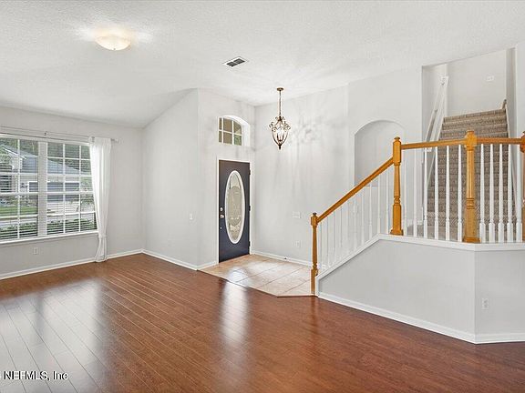 4th image of 10528 ROUNDWOOD GLEN Court