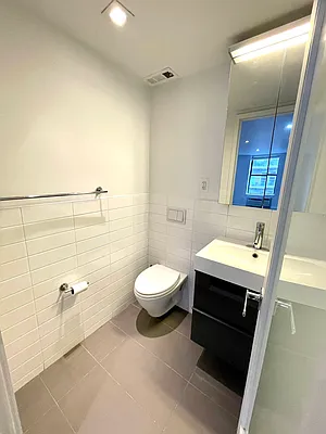 Rented by Evergreen Realty & Investments | media 5