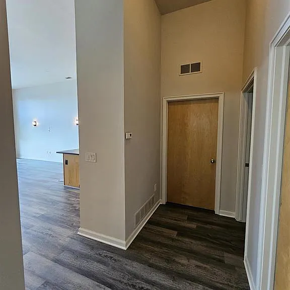 66 Clinton St — Photo 24