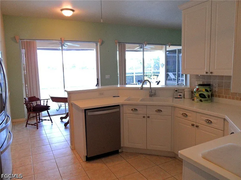 13011 Silver Sands Dr — Photo 9