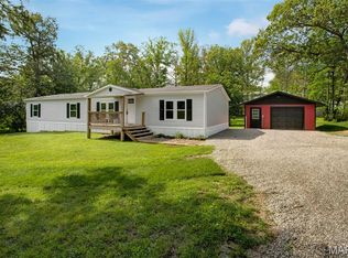 16 Garrett Ln, Defiance, MO 63341