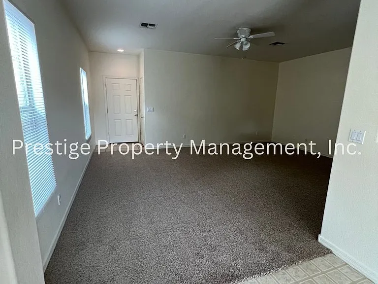 81 W Calle Guija — Photo 5