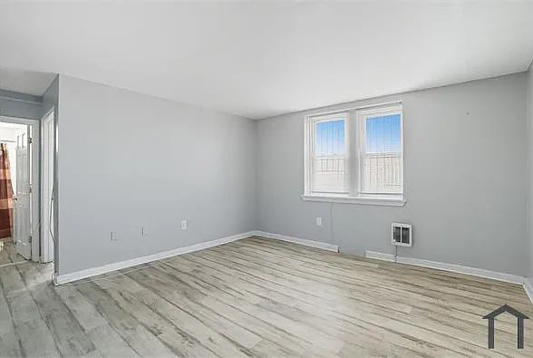 1806 W Champlost St #304 — Photo 28