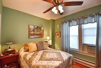 5th image of 131 Euclid Ave #1