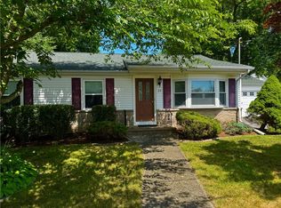 23 Edendale Dr, Lincoln, RI 02865