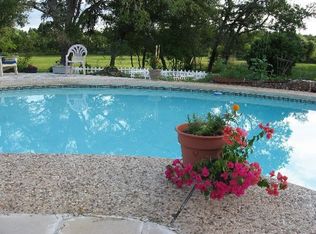 845 High Grove Rd, Cedar Creek, TX 78612