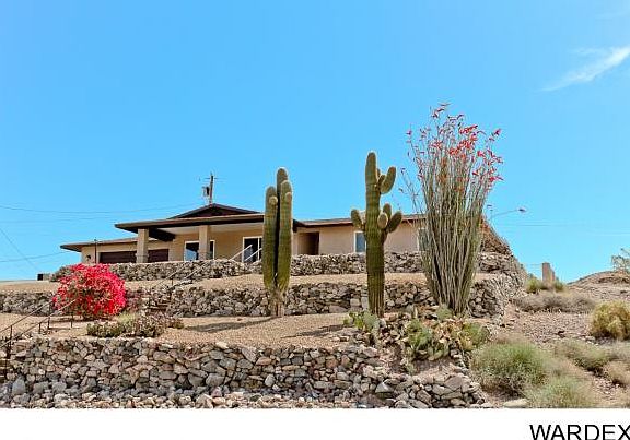 2nd image of 3590 Bluecrest Dr