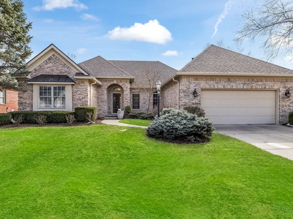 10093 Gemstone Dr, Noblesville, IN 46060