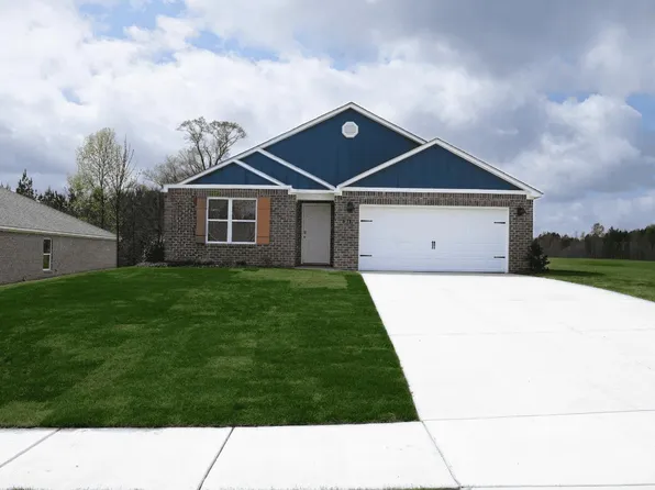 204 Mill Point Cir, Calera, AL 35040