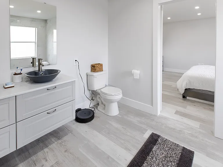 1146 Perpignan Ct — Photo 27