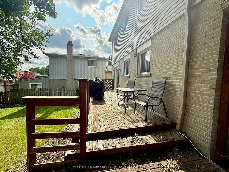 906 Cecylia Ct — Photo 27
