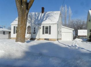 219 Reagles St, Arlington, WI 53911