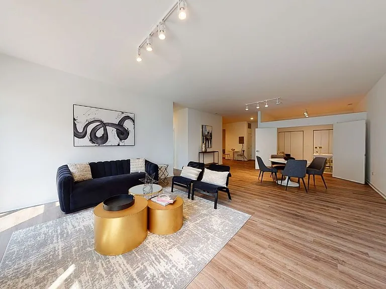 2551 S Wabash Ave #506 — Photo 8