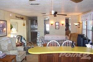 Living Room-Photo #2