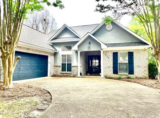 558 Brookstone Dr, Madison, MS 39110