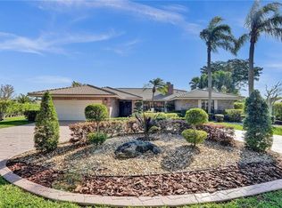 5199 NW 84th Rd, Coral Springs, FL 33067