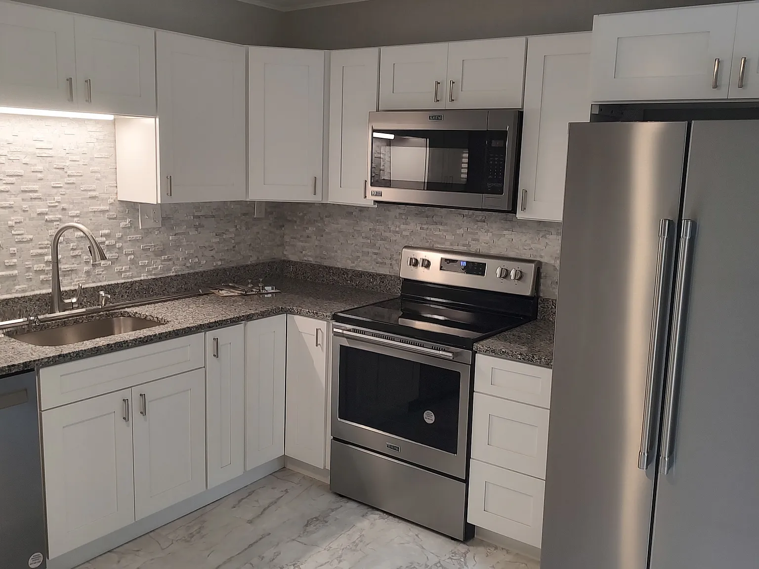3 bed, 1700 sqft, $3,150 — Photo 4
