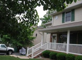 1098 Robinhood Ct, Harrisonburg, VA 22801