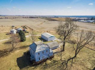 2037 400th St SW, Oxford, IA 52322