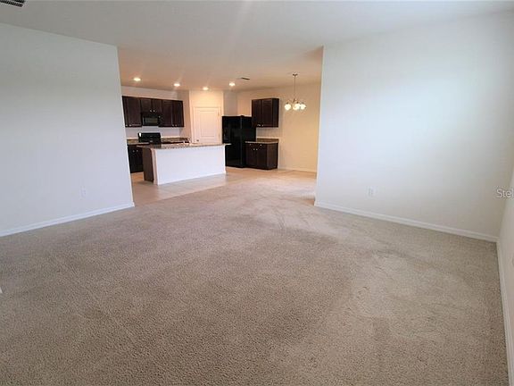 2nd image of 3925 Park Willow Ave