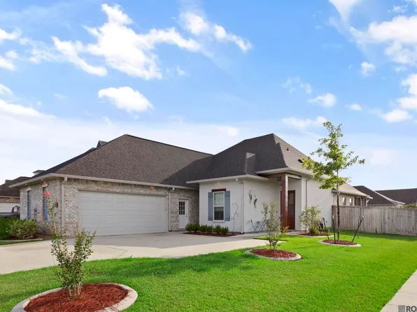 13417 Belle Prairie Dr, Geismar, LA 70734