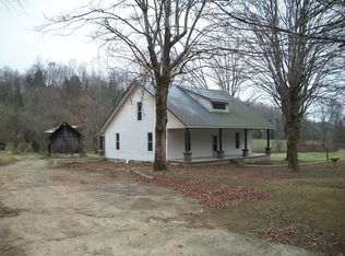 427 Cedar Bluff Rd, Lafayette, TN 37083