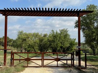 330 CR 220, Briggs, TX 78608