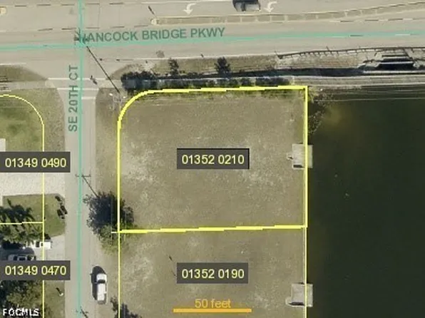 3 SE 20th Ct, Cape Coral, FL 33990