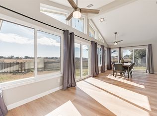 1954 Rambling Ridge Ln, Carrollton, TX 75007