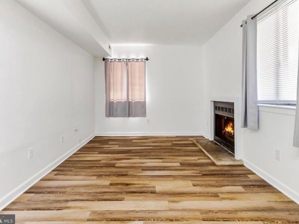 403 Shelby Ct