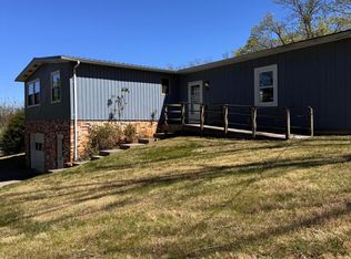 6236 Lee Hwy, Troutville, VA 24175